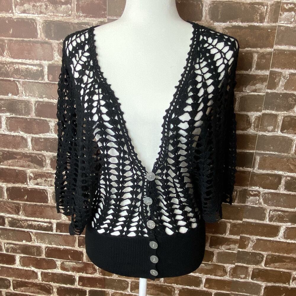 Mandee Knit Black Crochet Top Sz Medium Bottom Front V Neck Open Sleeve